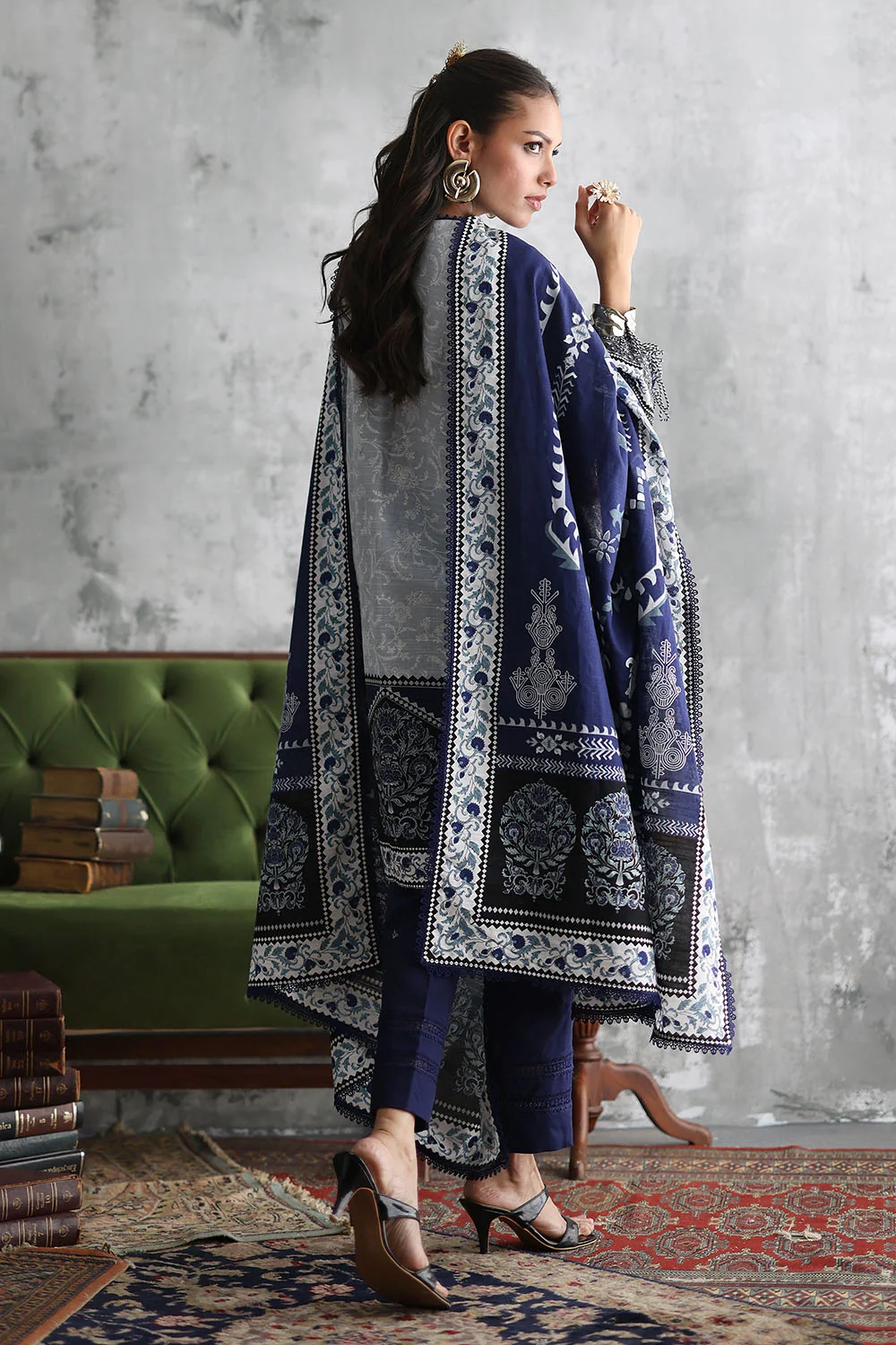 Gul Ahmed 3 Piece Printed Khaddar Suit with Printed Khaddar Dupatta Hover View